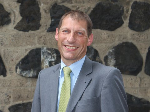 Dr. Ron Brinitzer